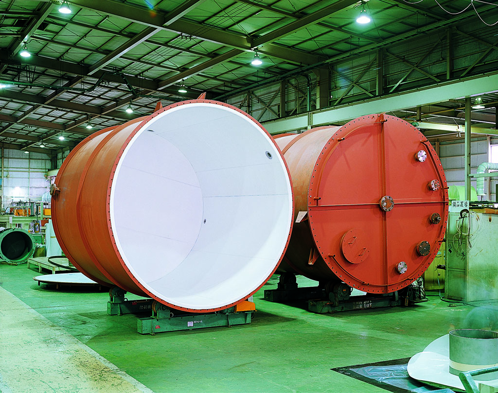 Fluoropolymer Chemical Tanks