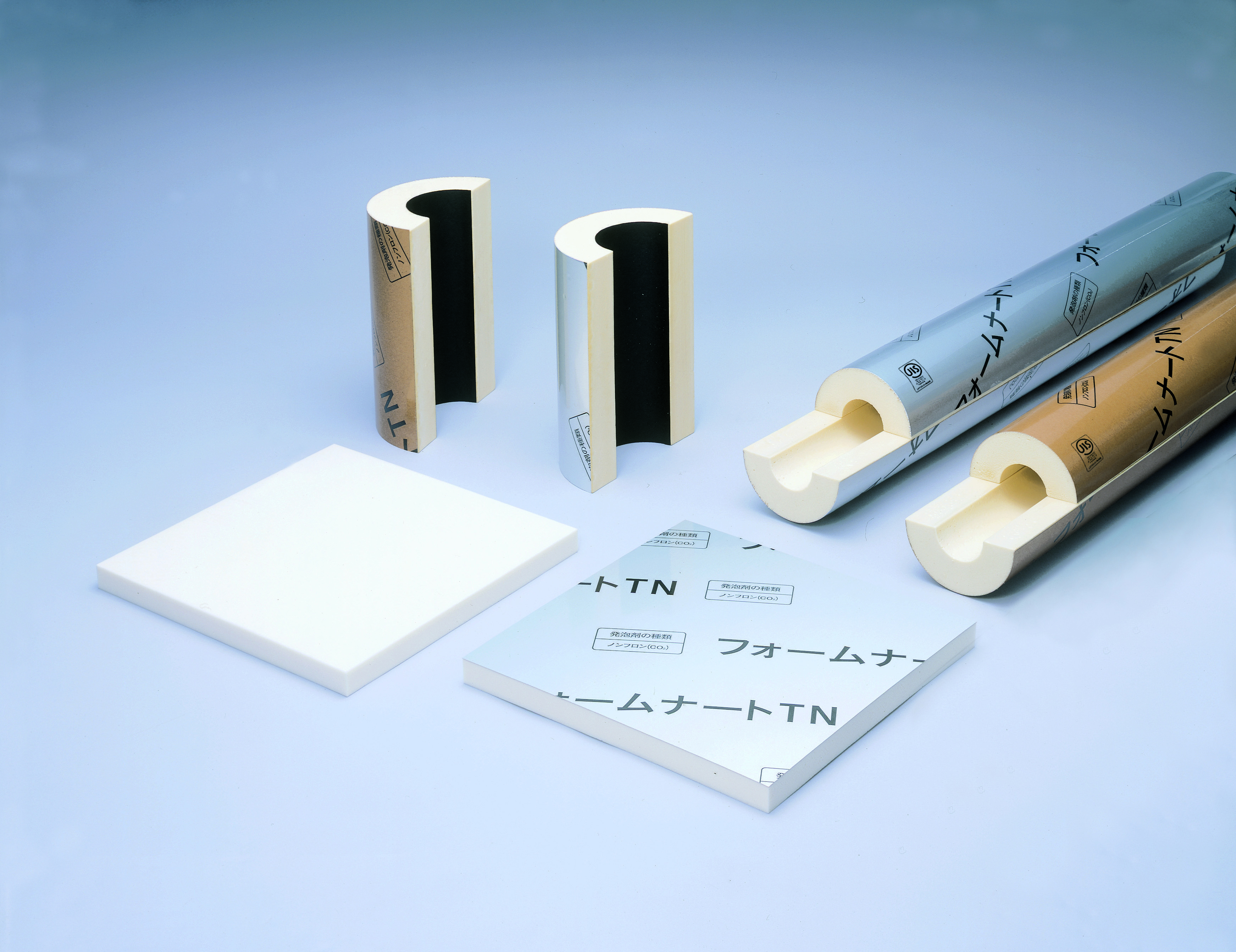 Heat-insulation material for cryogenic pipes